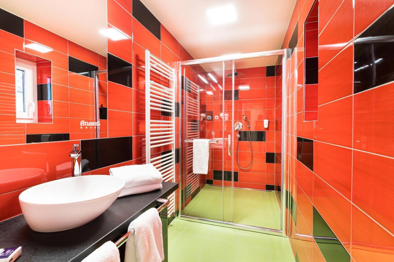โรงแรมแอตแลนติส Rozdrojovice ภายนอก รูปภาพ